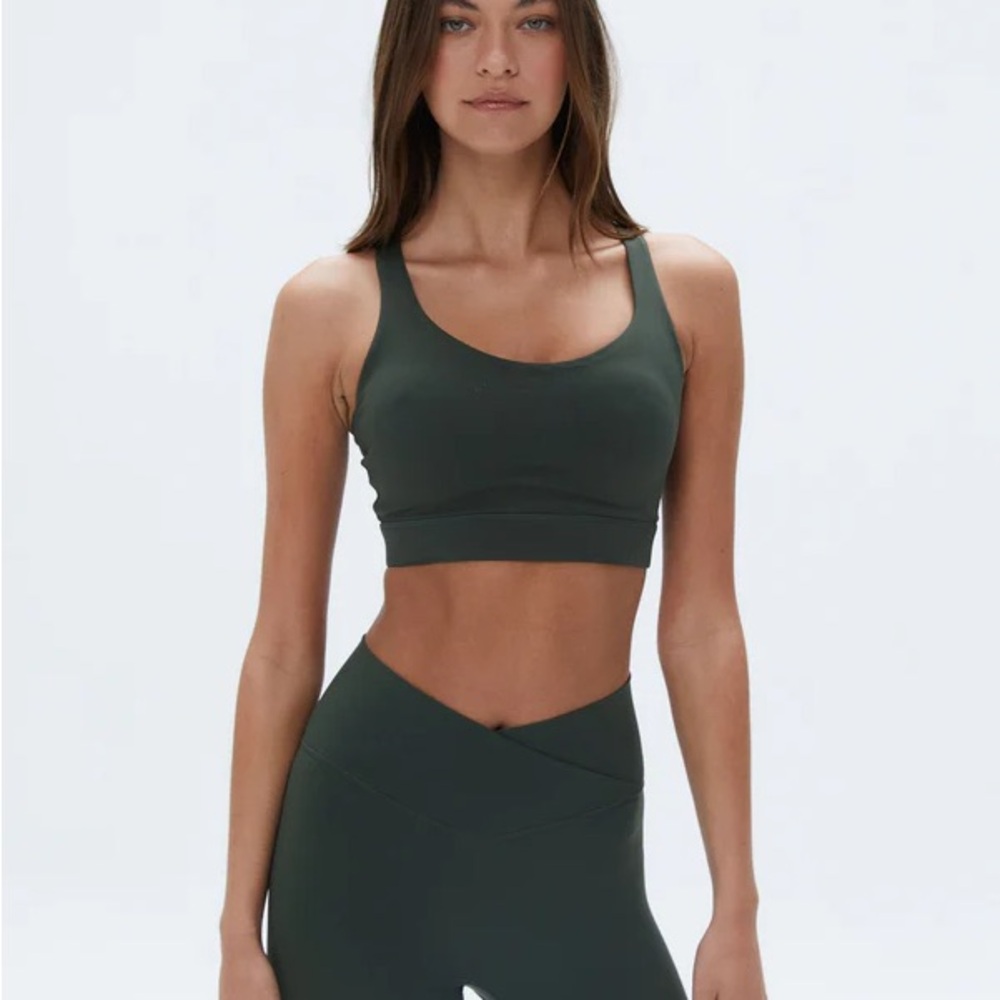 Adanola Ultimate Cross Back Bra - Dark Olive, size Large
